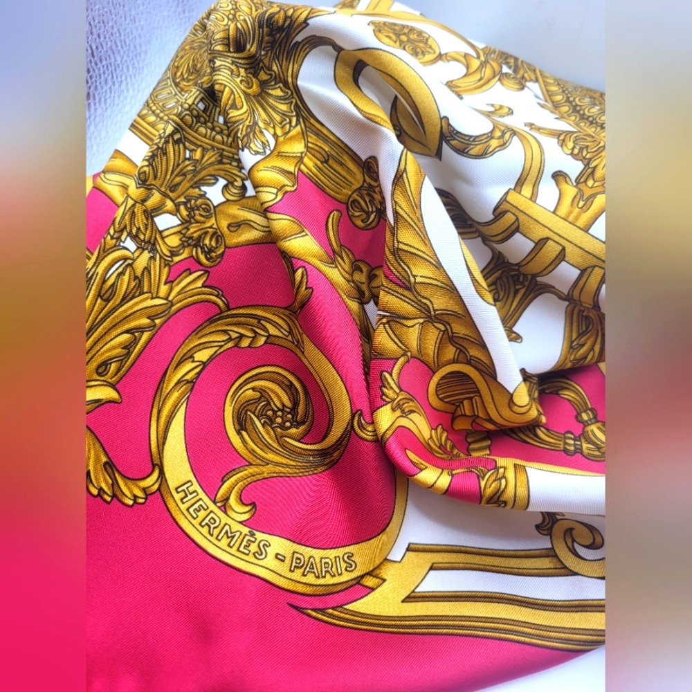 "Les Tuileries" Hermès Printed Silk Carré Scarf - Picture 3 of 6